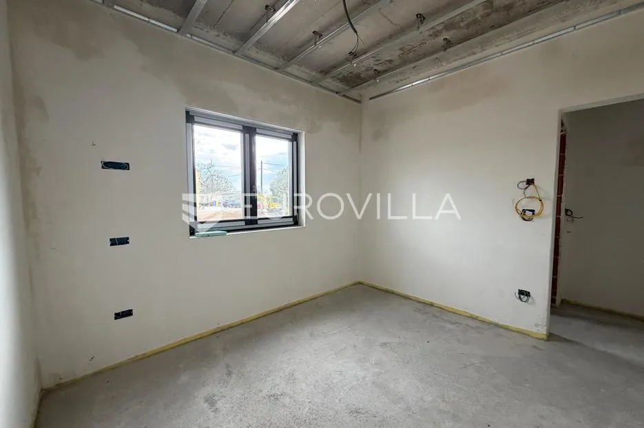 istra, poreč, luksuzan stan u prizemlju s 400 m² vrta i pogledom na more - slika 10
