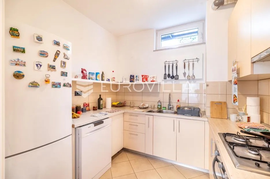 zagreb, šestinski dol, trosoban stan s garažom površine 70,25 m² - slika 4