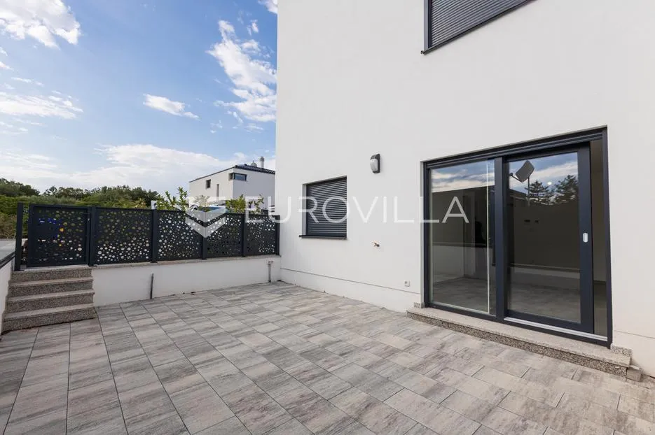 malinska, novogradnja, trosoban stan sa jednosobnim stanom od 115,40 m², pogled na more - slika 26