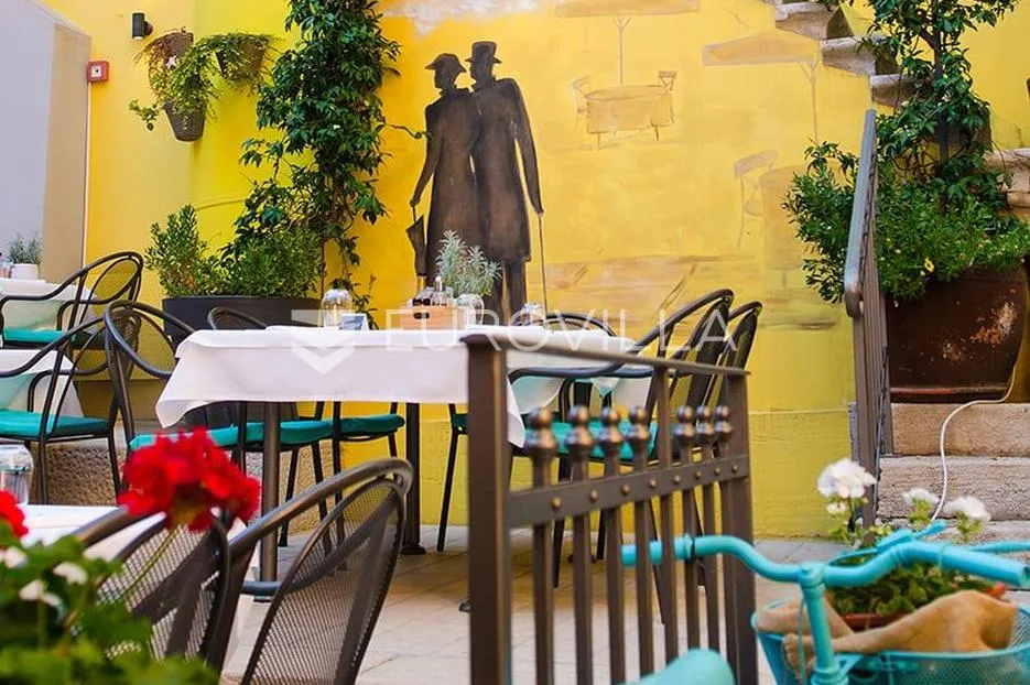 istra, rovinj, odlično uhodani restoran na top lokaciji - slika 5