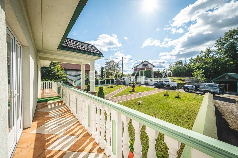 donja pušća, elegantna obiteljska kuća, 396 m2 brp - slika 11