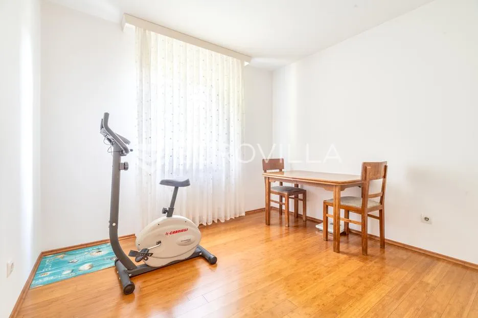 zagreb, vrapče, prostran četverosoban stan 104 m² s garažom - slika 5