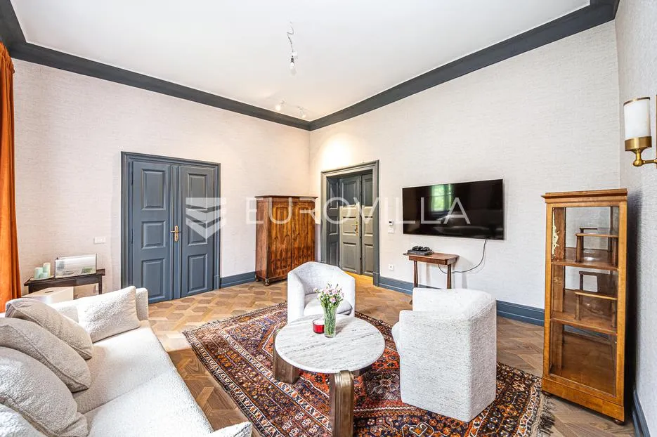 zagreb, gornji grad, demetrova ulica, luksuzan peterosoban stan 260 m² u palači s atrijem - slika 24