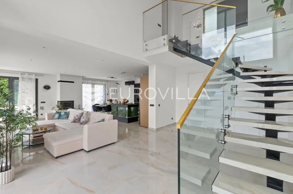 opatija okolica, mihotići, luksuzna vila 342 m² s infinity bazenom i wellnessom - slika 8