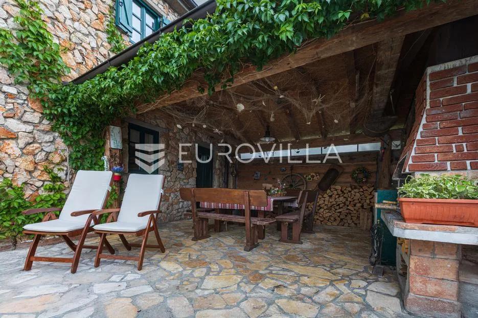 vinodolska općina, bribir, šarmantna vila s pomoćnim objektom i bazenom - slika 33