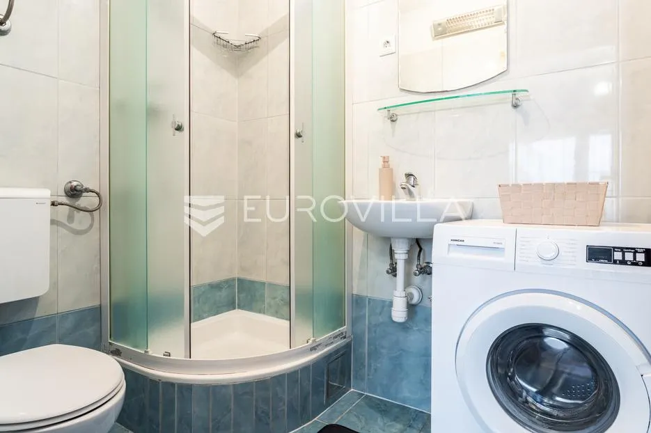 split, visoka, stan i dodatan studio apartman za dugoročan najam u blizini sveučilišta - slika 19