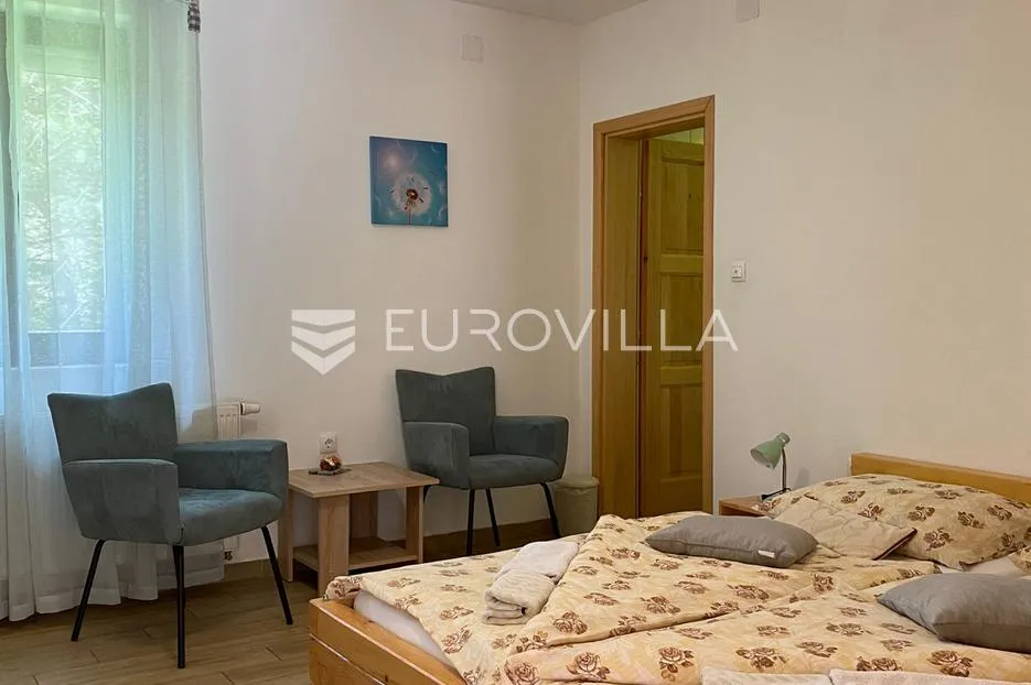 plitvička jezera, korenica, dvije kuće 470 m² - slika 33