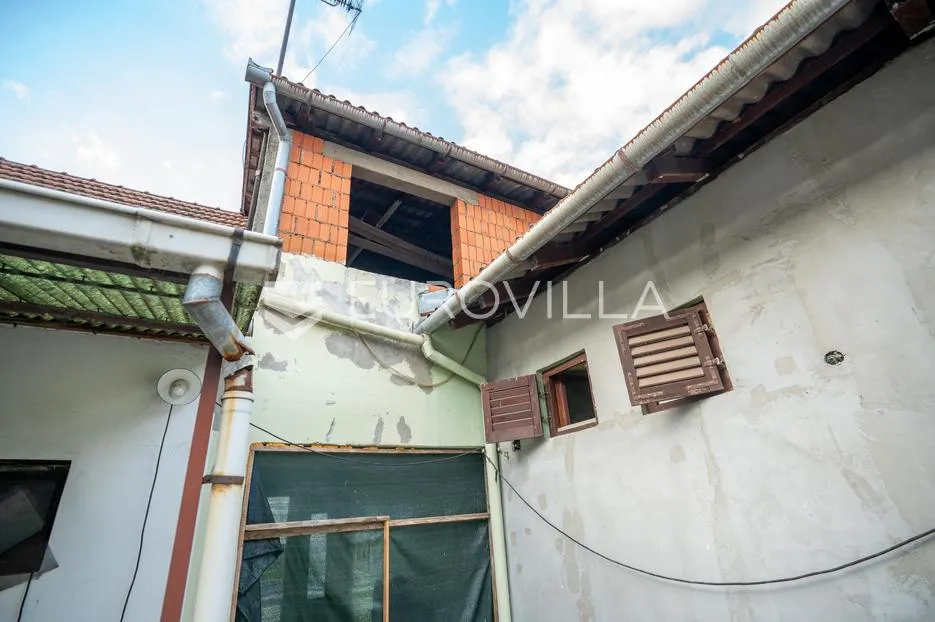 đakovo, sjever, dvije kuće sa poslovnim prostorom 250 m2 - slika 13
