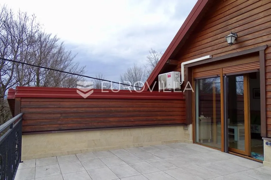 brod moravice, veliko imanje površine 19.448 m² - slika 49