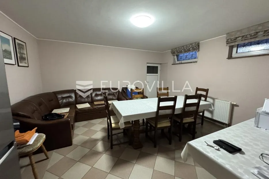 đakovo, centar, luksuzna kuća 470 m2 na izuzetnoj lokaciji - slika 29