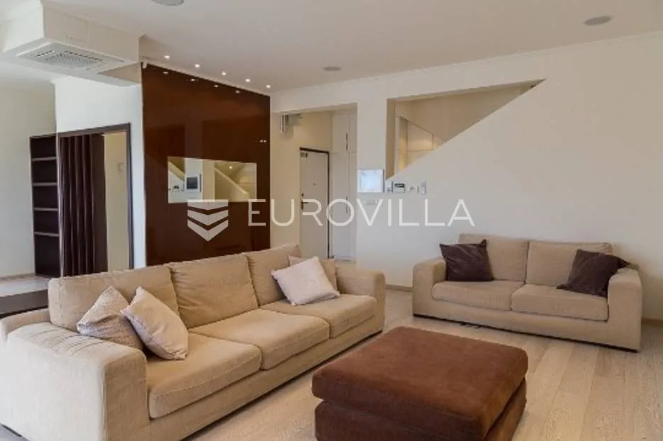 šestine luksuzno uređen penthouse za najam - slika 2