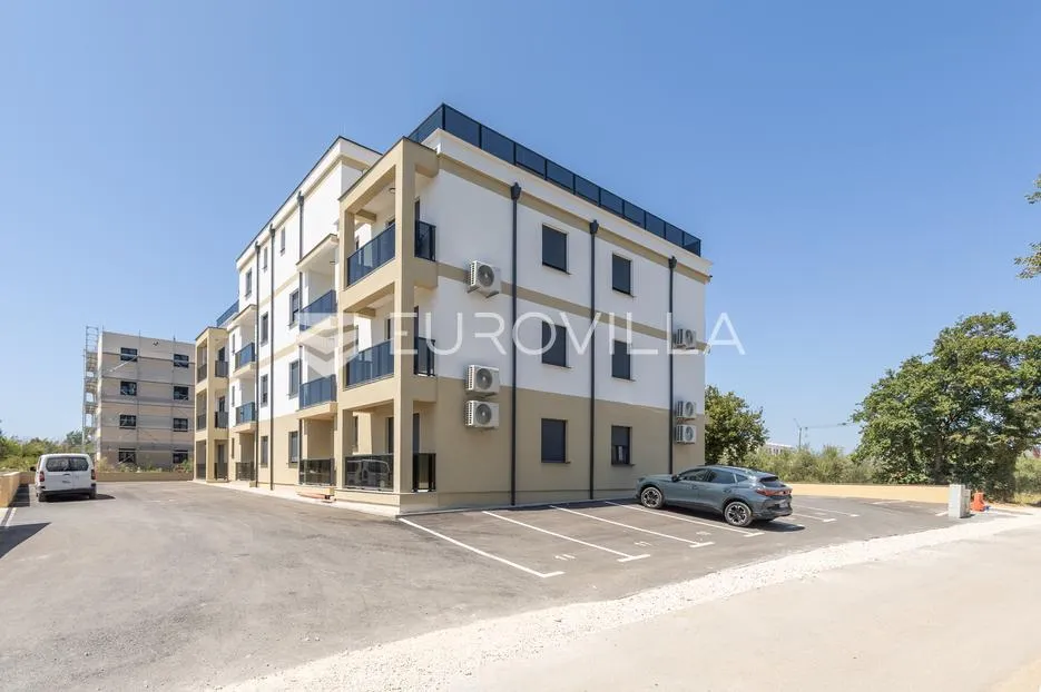 istra, tar, penthouse, tri spavaće sobe, lift, dva parkirna mjesta, novogradnja 191 m² - slika 38