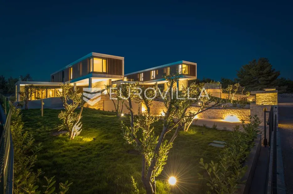 primošten luksuzna vila s bazenom - slika 17