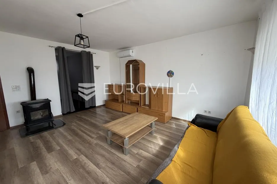 mandićevac, prostrana kuća 90 m² na zemljištu od 1608 m² - slika 15