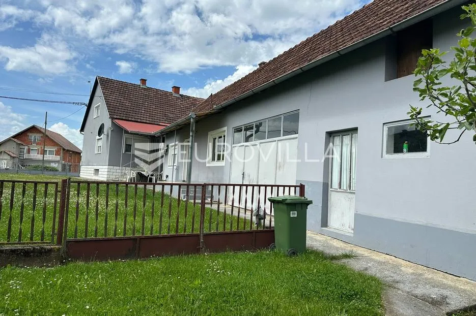 novi mihaljevci, obiteljska kuća sa pomoćnom zgradom i prekrasnim dvorištem - slika 7