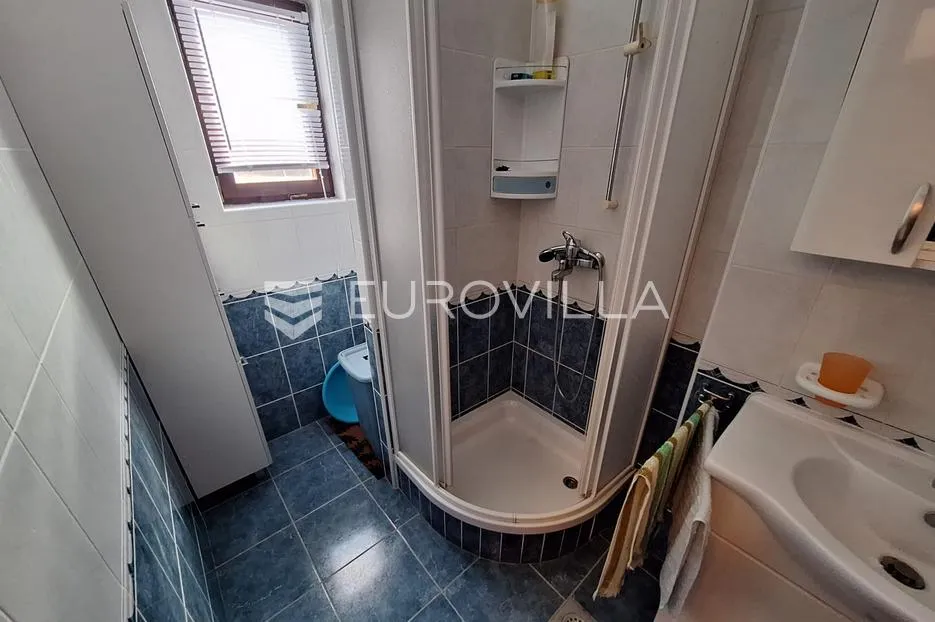 slunj, taborište, kuća 440 m², 3 stana, gospodarska zgrada, mirna lokacija - slika 21