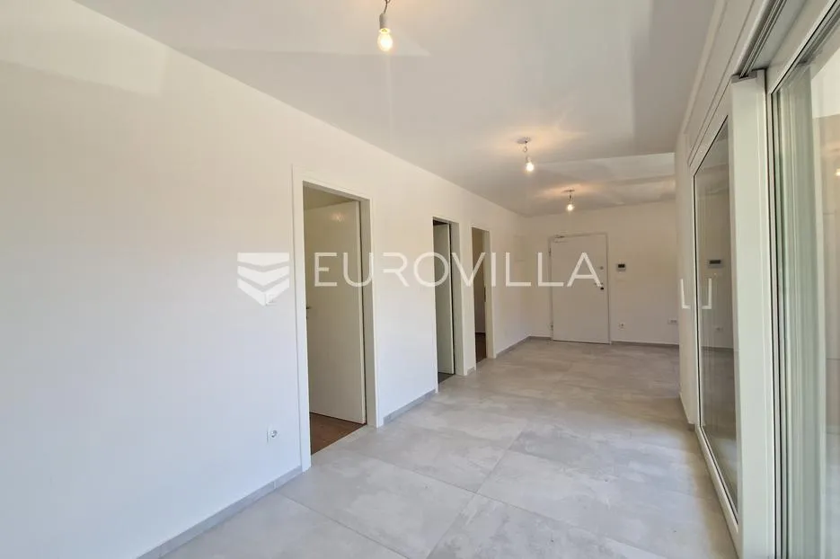 vir, apartman na 1. katu s dvije spavaće sobe, novogradnja - slika 9