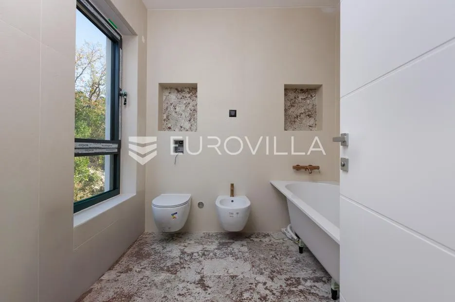 rijeka, bivio, luksuzan četverosoban stan 144 m², ekskluzivna lokacija - slika 15
