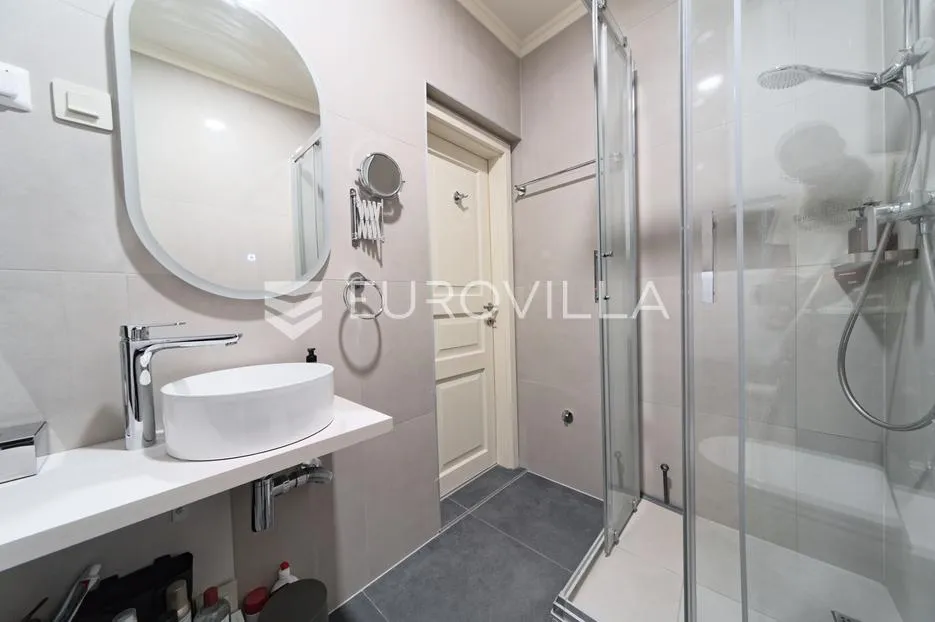osijek, tvrđa, tri uhodana apartmana 68 m² - slika 9