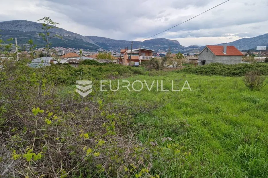 Split, Dujmovača, građevinsko zemljište površine 2184 m²