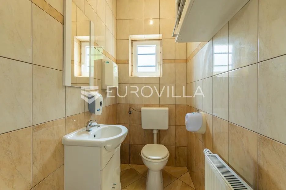 varaždin, centar, atraktivan poslovni prostor površine 228 m² - slika 11