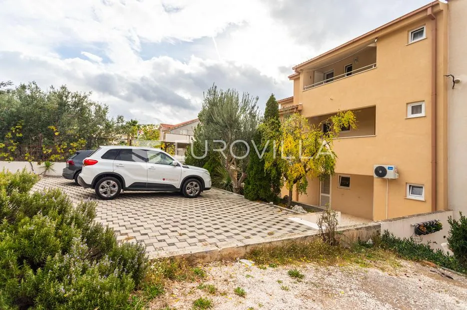 omiš, duće, prostrani dvosoban stan, 109,80 m² - slika 25