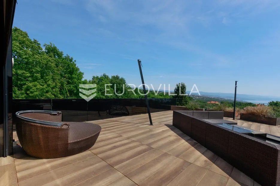 matulji, penthouse peterosobni dvoetažni stan160 m², terasa 130 m² i privatna okućnica 250 m² - slika 26