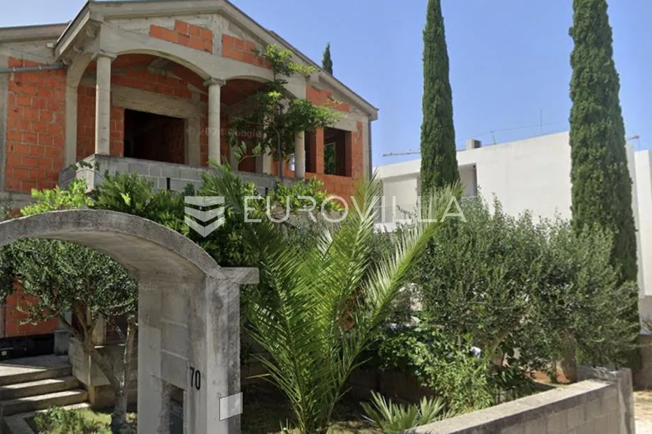 Zadar, Diklo – Kuća u roh-bau fazi s 6 stambenih jedinica i otvorenim pogledom na more - Diklo, Zadar