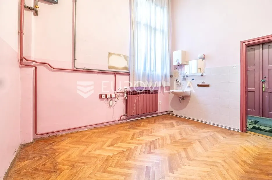 zagreb, donji grad, poslovni prostor 57 m² u prizemlju dvorišne zgrade - slika 2