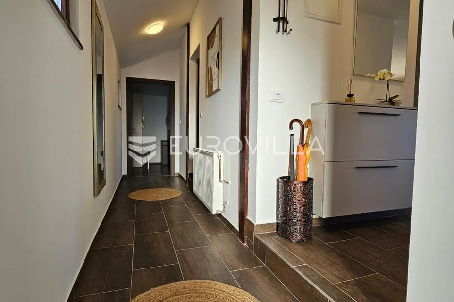 ogulin, sabljak selo, kuća 135 m² na jezeru sabljaci - slika 12
