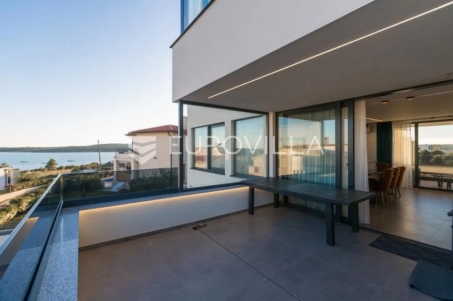 medulin, besprijekornog luksuzna vila 400 m² s bazenom, 300 m od plaže - slika 28