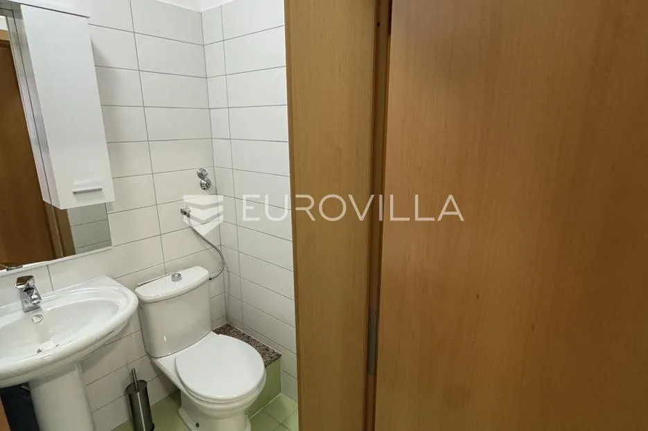 pag, vodice, kuća s 5 apartmana na top lokaciji - slika 16
