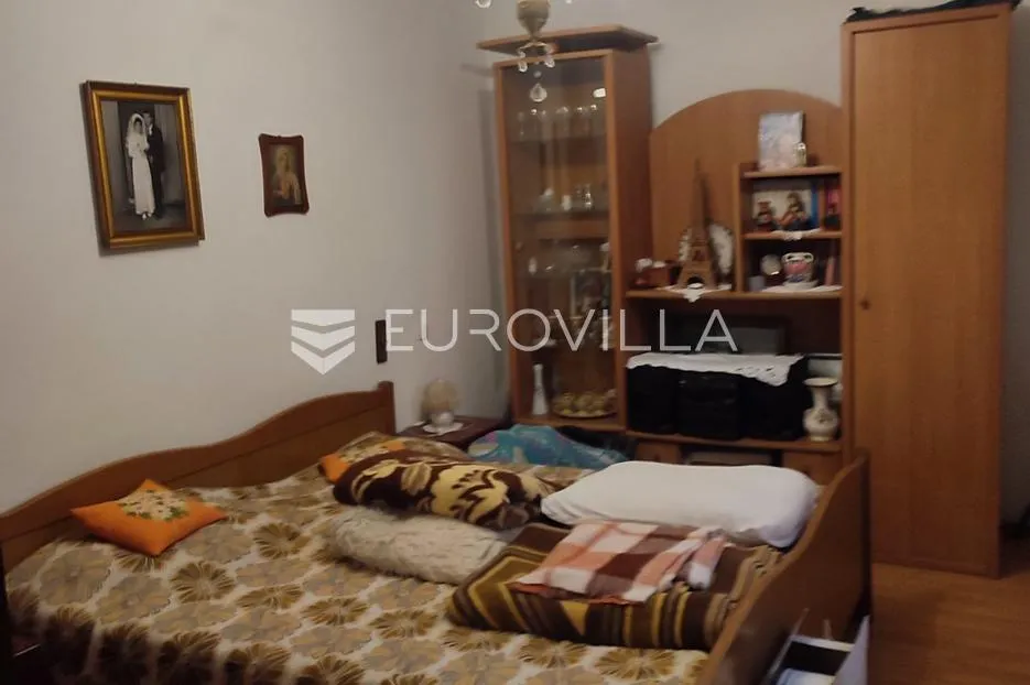 josipdol, kuća u mirnom naselju okružena netaknutom prirodom - slika 4