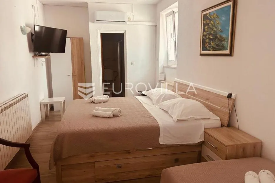 zadar, diklo, hotel i restoran prvi red uz more - slika 10