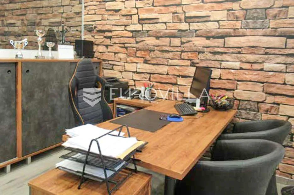 zagreb, svetice, ulični lokal 65 m² i garažno mjesto 16 m² - slika 2
