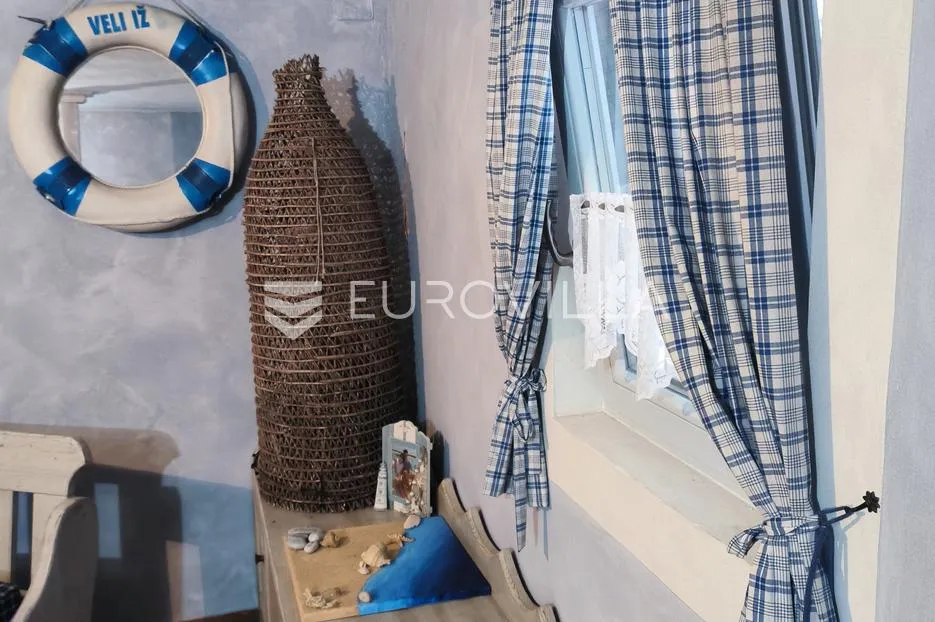 zadar, veli iž, renovirana kamena kuća u blizini mora - slika 9