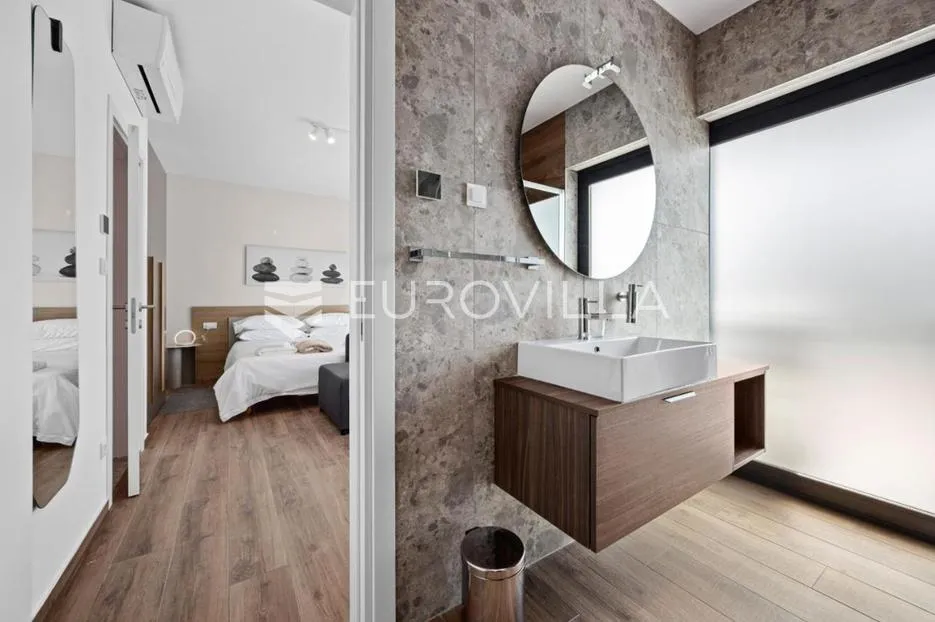 istra, banjole, dvojna vila, prvi red do mora, 244 m² s pogledom na marinu - slika 32