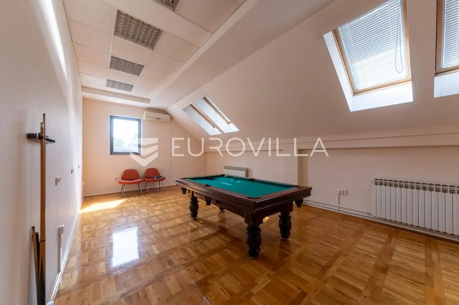 osijek, centar, zakup, opremljena poslovna zgrada 150 m2 - slika 4