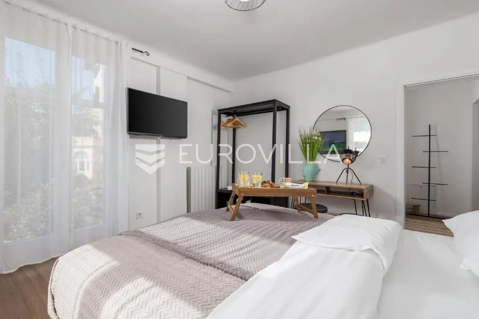 opatija, centar, najam, moderan trosoban stan od 80 m² s pogledom na more i vrtom - slika 12