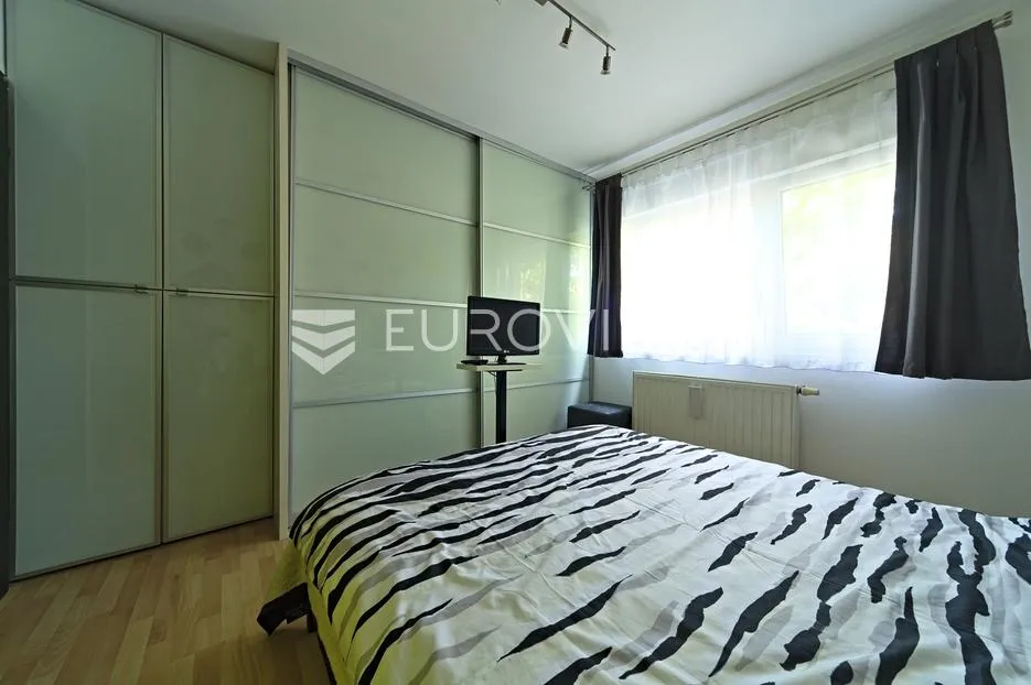 osijek, retfala na prodaju potpuno namješten stan 60 m² - slika 14
