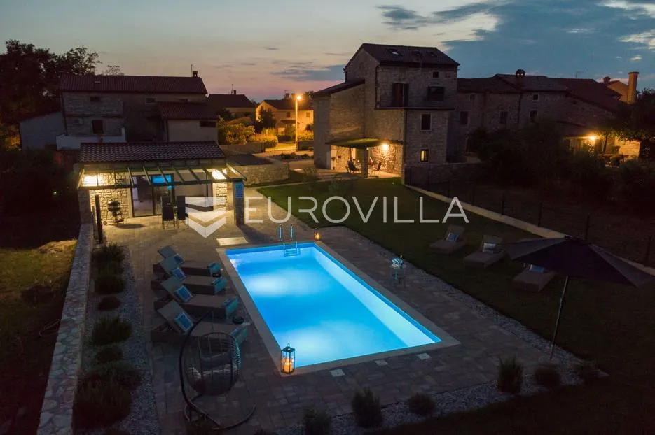istra, umag, autentična istarska kamena kuća 260 m², okružena zelenilom, 1349 m² okućnice - slika 68