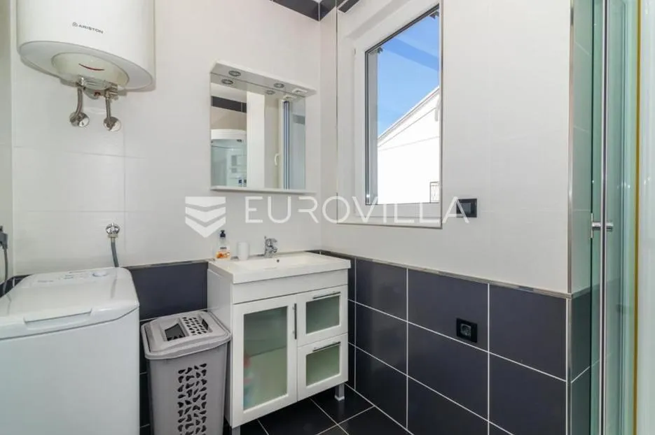 dramalj, trosoban stan 72,m² s pogledom na more - slika 7