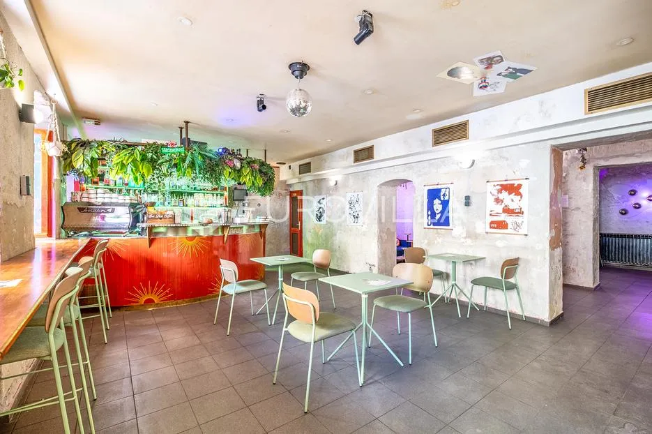 zagreb, centar, uhodani bar, 90 m² - slika 2