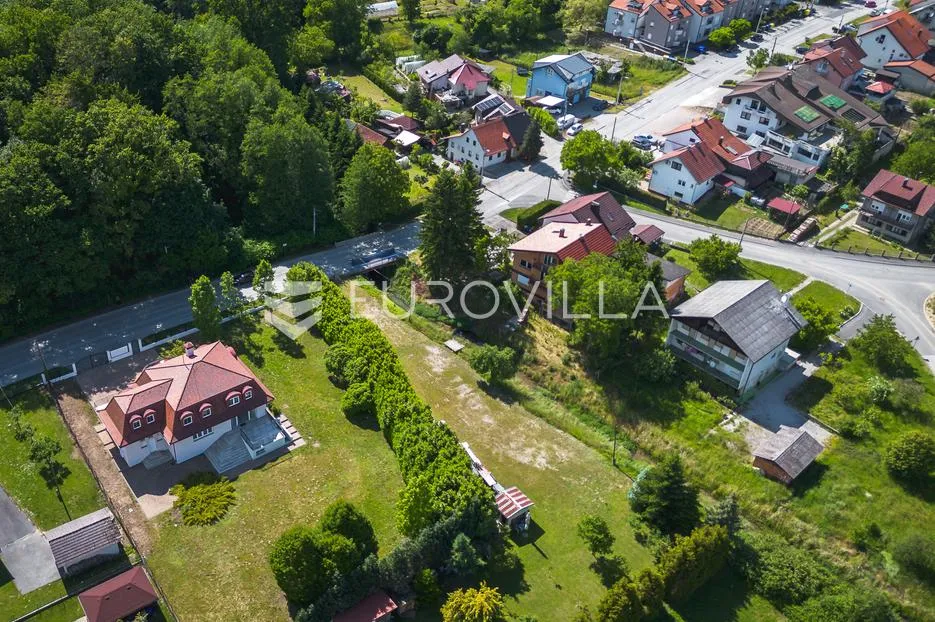 samobor, perivoj, obiteljska vila netto površine 323 m² na zemljištu 2.087 m² - slika 49