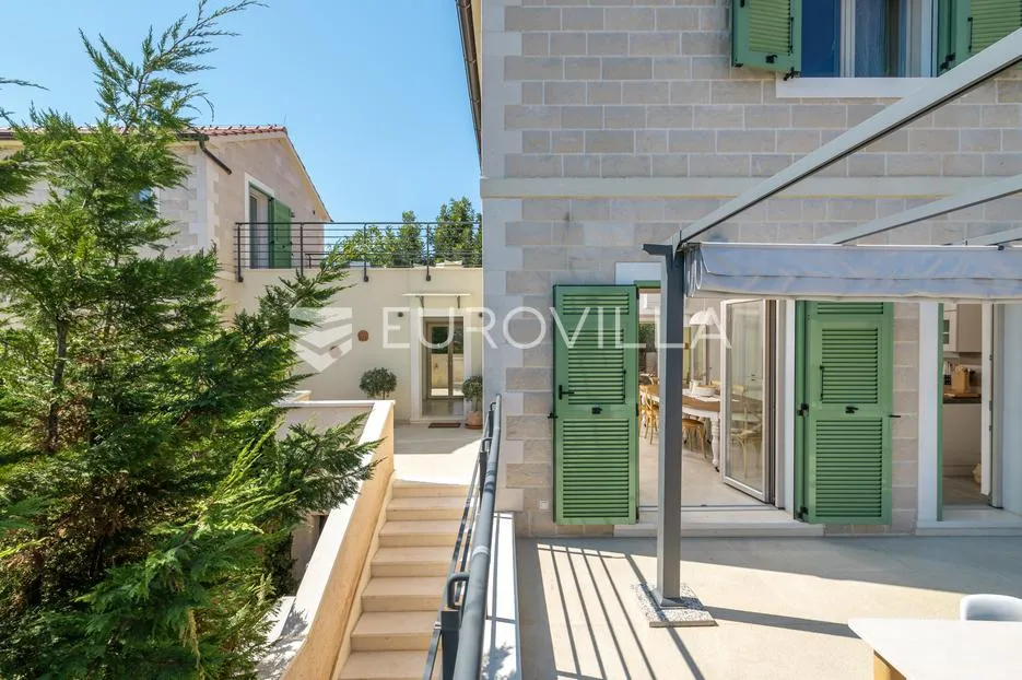 hvar, vrboska, predivna kamena vila u blizini mora - slika 15