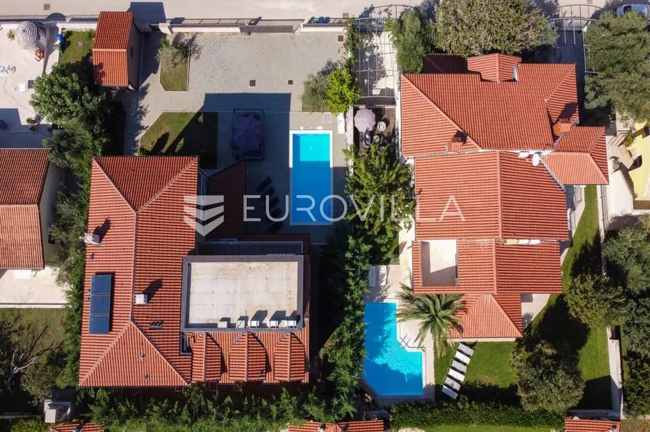 medulin, volme, luksuzan stan s bazenom i garažom, 200 m od mora - slika 26