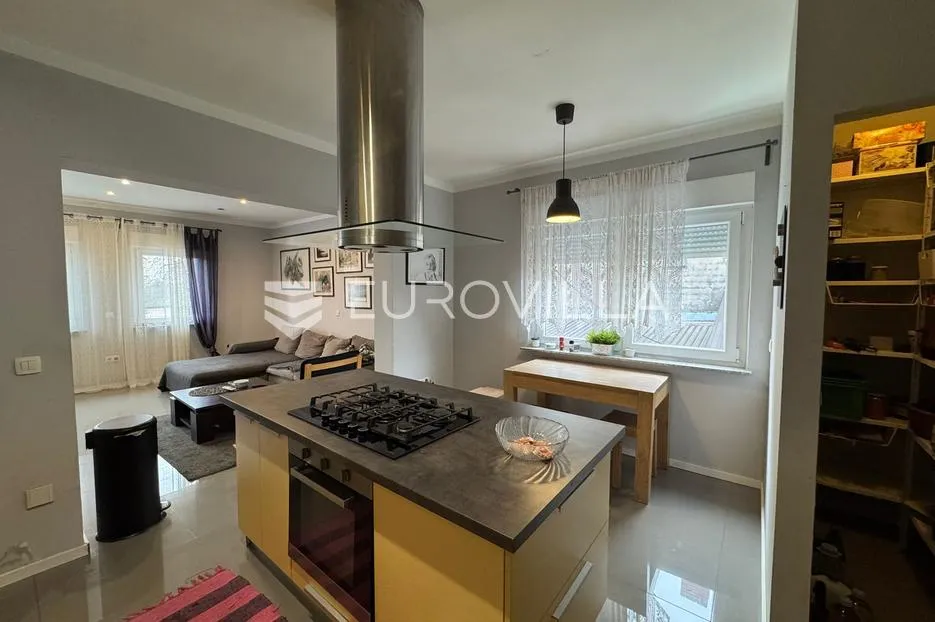 đakovo, moderan trosoban stan s balkonom, 83 m² - slika 4