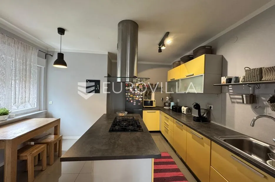 đakovo, moderan trosoban stan s balkonom, 83 m² - slika 5
