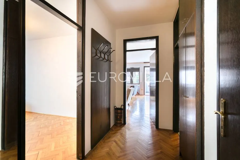 zagreb, pantovčak, hercegovačka, uređen trosoban stan 98 m² - slika 8