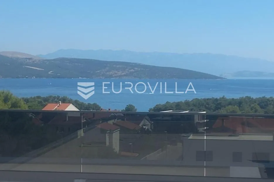 krk, luksuzni penthouse, četverosoban stan 159 m², krovna terasa, 500 m od mora - slika 12
